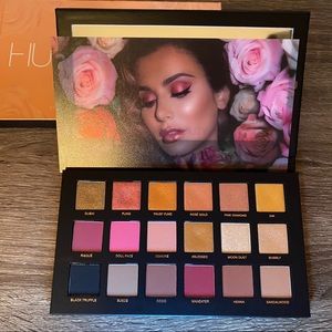 Huda Beauty Rose Gold Remastered Eyeshadow Palette